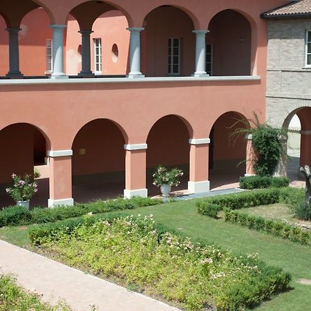 Matilde Di Canossa Golf Spa & Hotel Resort Reggio Emilia Exterior foto